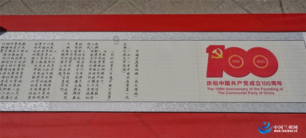 《幻兽帕鲁》游戏峰值在线人数更是跻身Steam历史前10