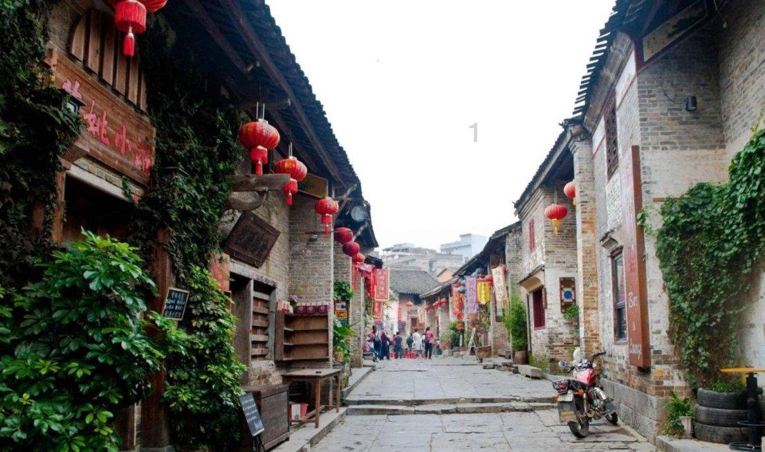 首批城中村改造项目专项借款发放，涉广州南京等地逾百个项目